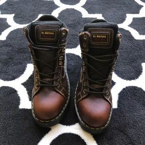 Dr Martens airwair boots